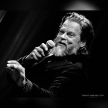 Jori Otsa orkestereineen