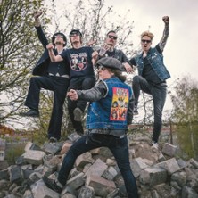 &Auml;myklubi: Kissiliivit