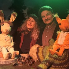 Teatteri Mukamas: Mets&auml;n arvoitus
