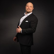 Oopperaa ja Olavi Virtaa &auml;itienp&auml;iv&auml;konsertti