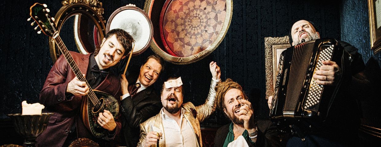 Jaakko Laitinen & Väärä Raha