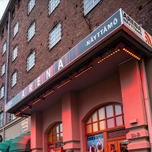 Helsingin Kaupunginteatteri: Arena-n&auml;ytt&auml;m&ouml;