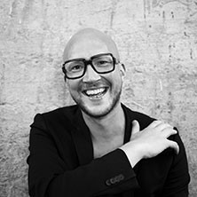 ILTA MARZI NYMANIN KANSSA