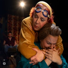 TAMPEREEN TEATTERIKES&Auml;: HAAPAJ&Auml;RVEN ELVIS
