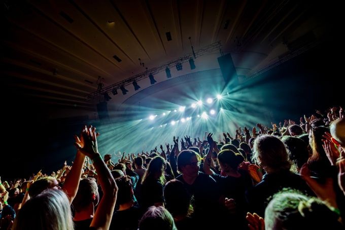 Aalto-sali seisova konsertti