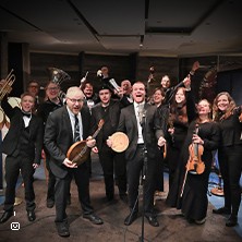 KARLO HAAPIAINEN & VARASLÄHTÖ -levynjulkaisukeikka