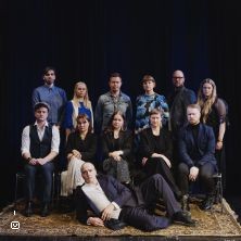 Ilmeit&auml; is&auml;nmaamme kasvoilla