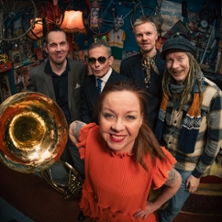 Marjo Leinonen & Bublicans