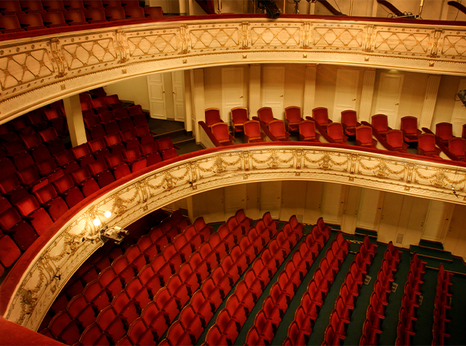 Aleksanterin teatteri - Sali