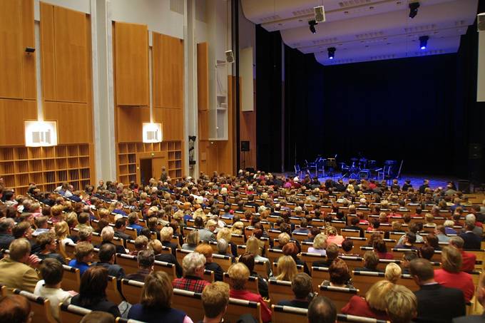 Kaukamets&auml;n sali