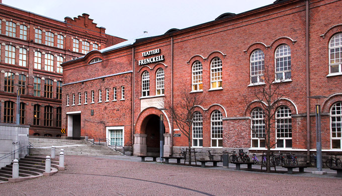 Frenckell-n&auml;ytt&auml;m&ouml;